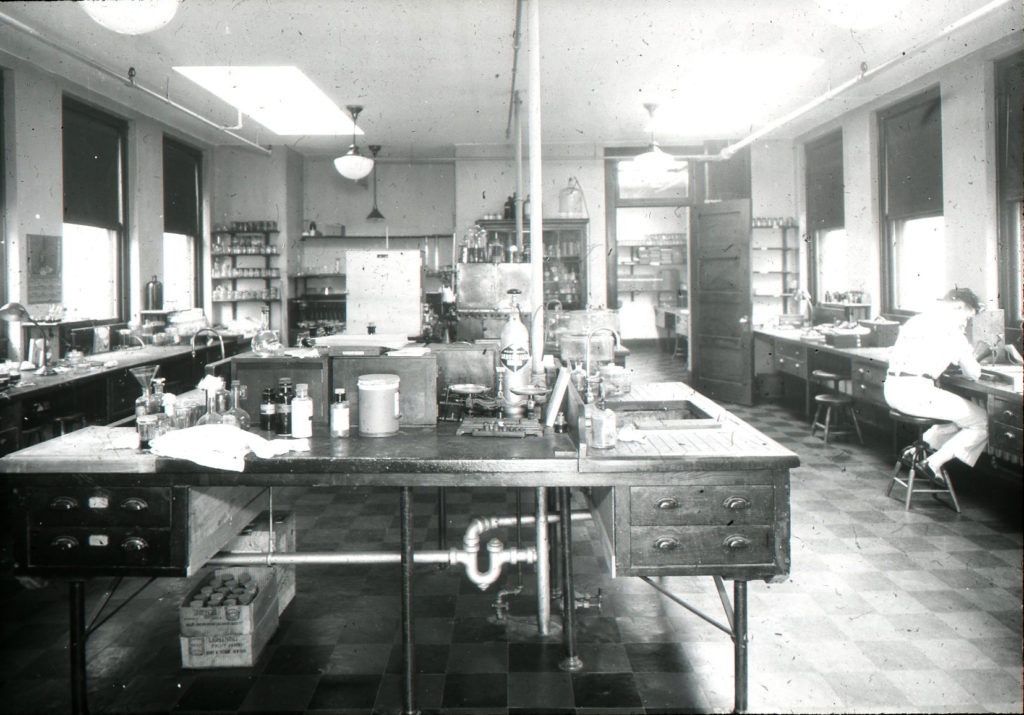 Early MGH pathology lab